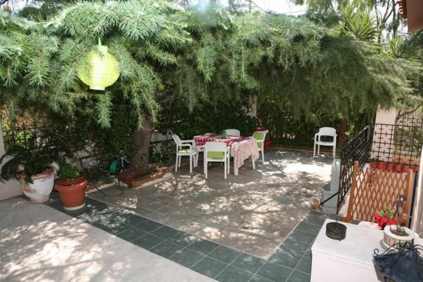 Cosy Apartment Pikérmion